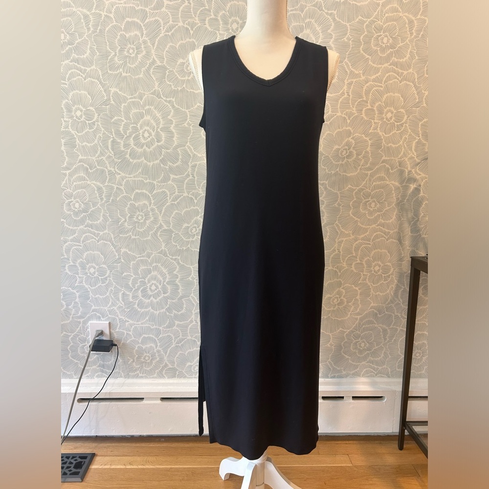 Daily Ritual Black V-Neck Midi Dress - Sz L